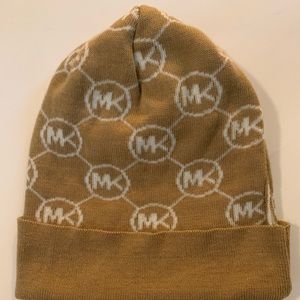 Michael Kors logo beanie monogram